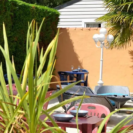 Camping Mobil-home Accueillant Animaux - 5 Pers. - Api-1-52-2576 Saint-Jean-de-Monts